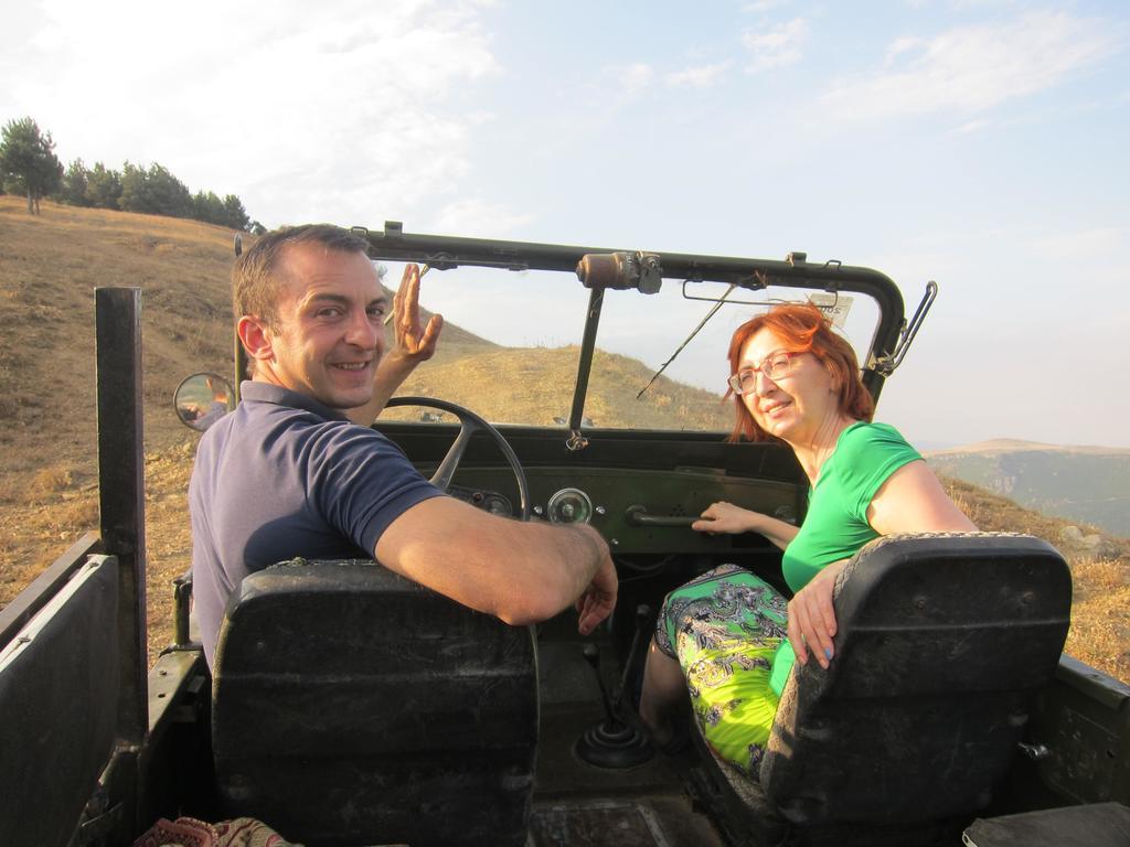 Saro B&B&Safari Tours Tatev Esterno foto