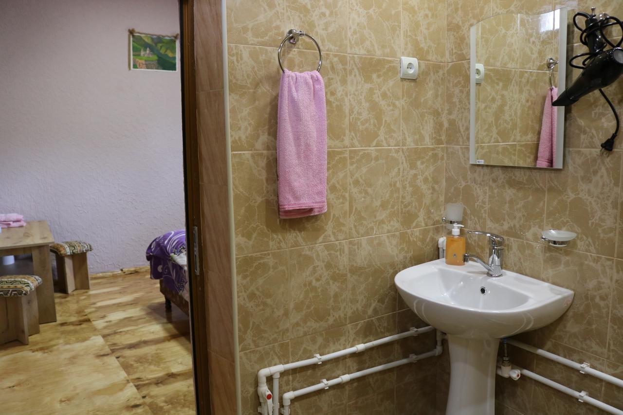 Saro B&B&Safari Tours Tatev Esterno foto
