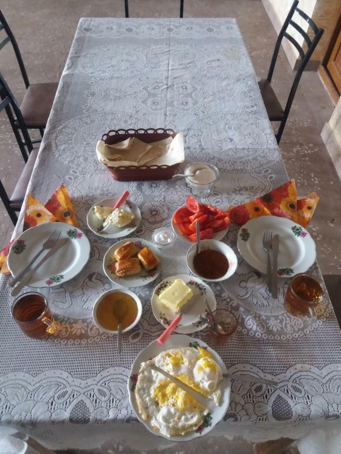 Saro B&B&Safari Tours Tatev Esterno foto